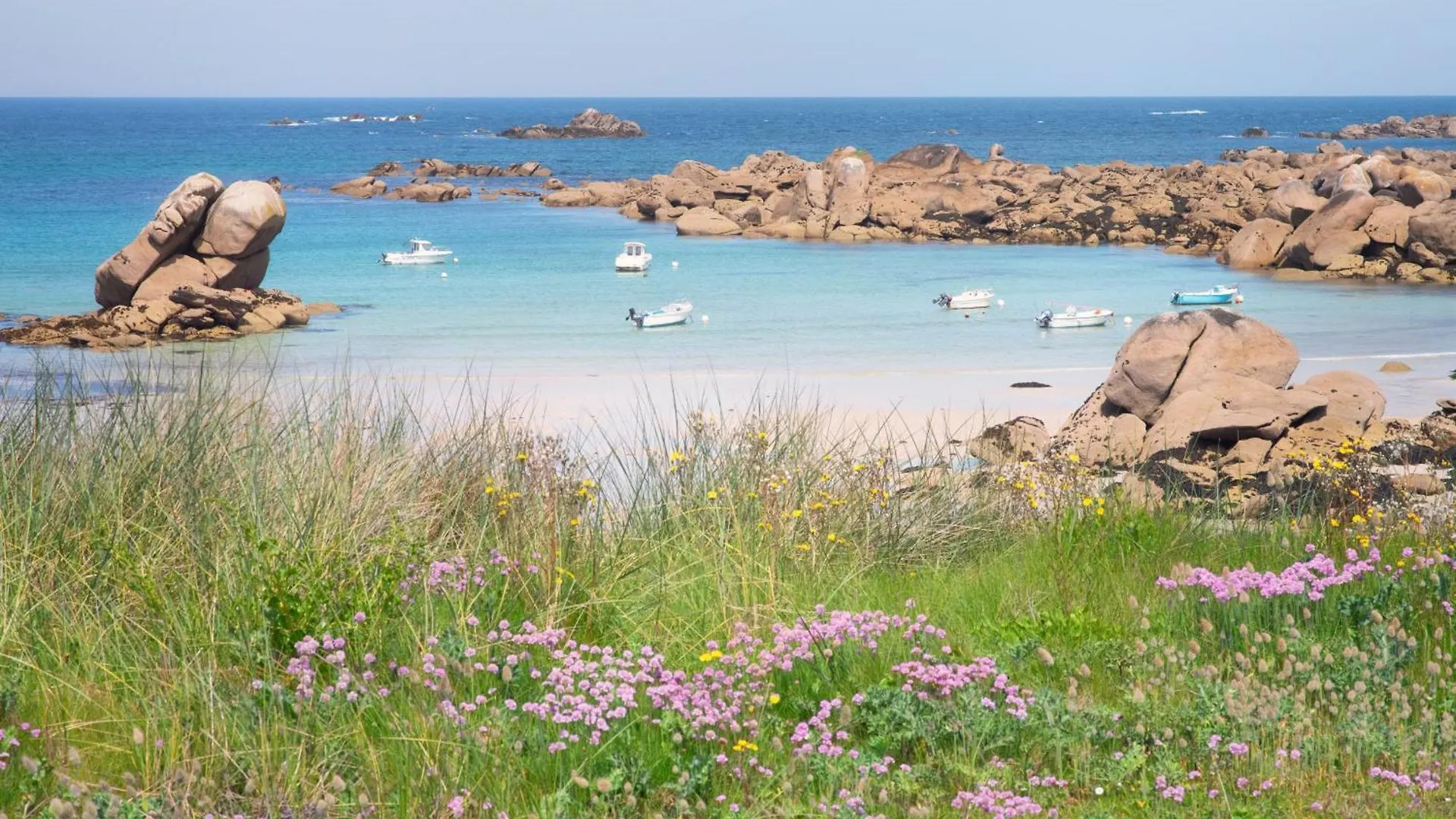 Kerdibis - Charmante Maison Bretonne Proche Mer Lampaul-Ploudalmézeau